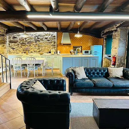 Casa Arxemil * 萨里亚